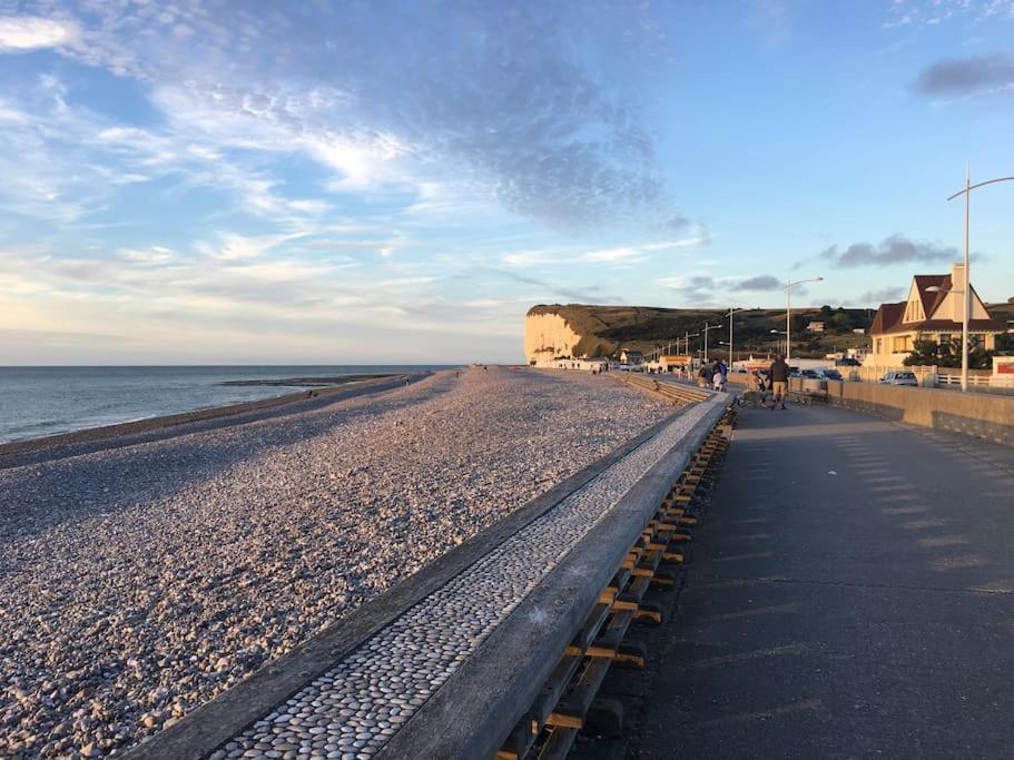 Appartamento Studio a moins de 50 mètres de la plage, vue dégagée sur la vallée Veulettes-sur-Mer Esterno foto