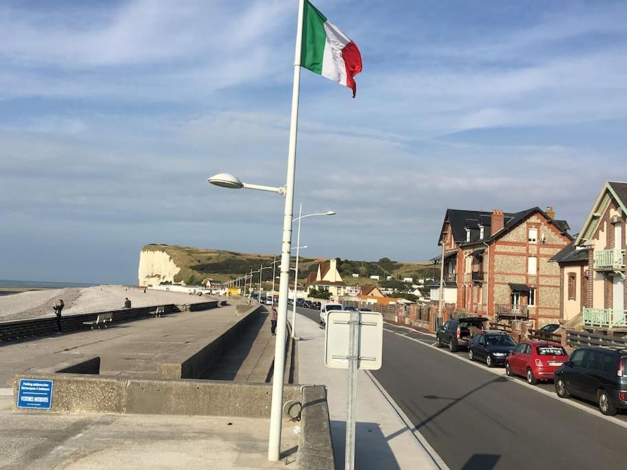 Studio a moins de 50 mètres de la plage, vue dégagée sur la vallée Veulettes-sur-Mer Esterno foto